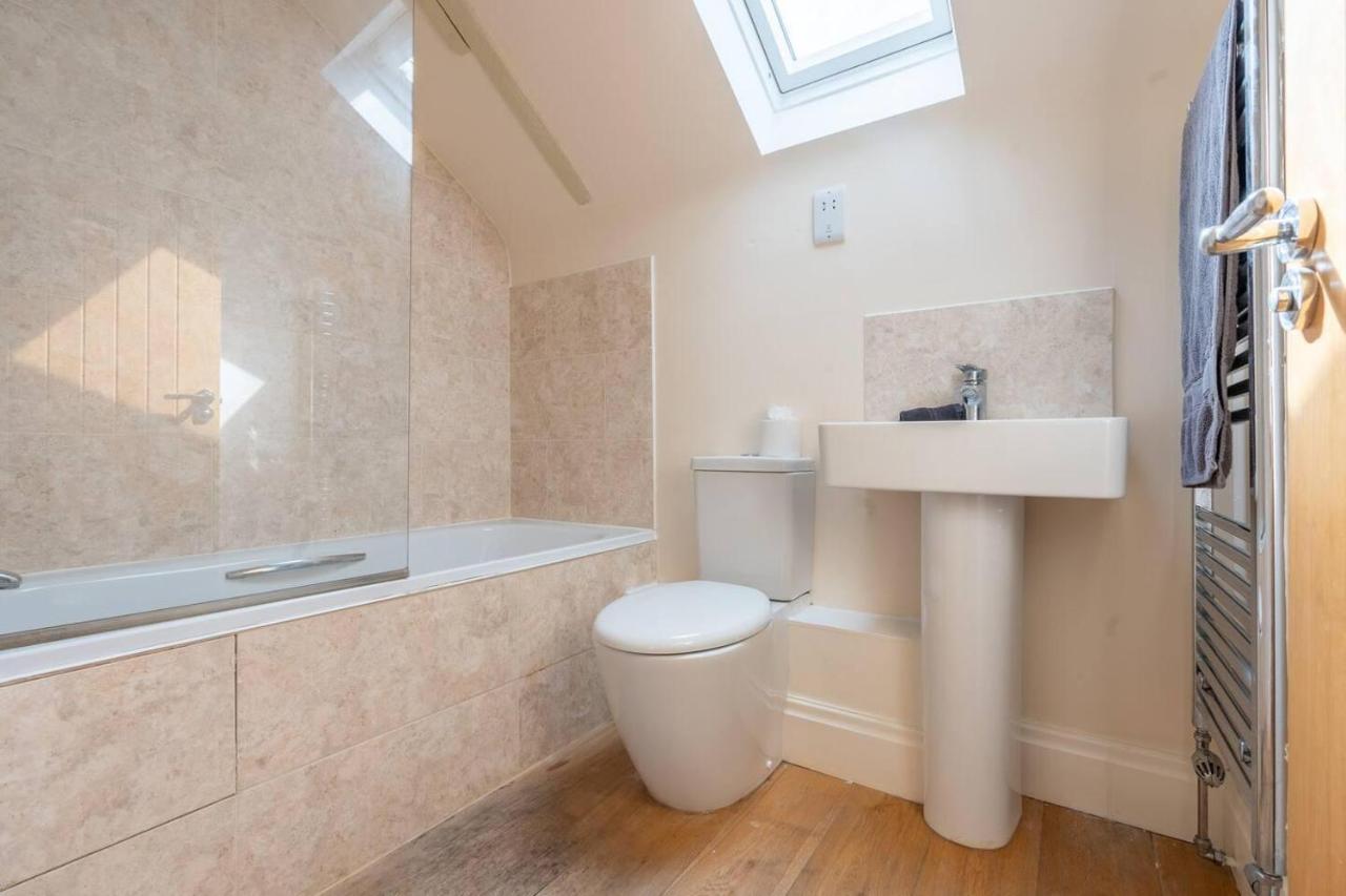 Charming 1-Bed Loft In Caerleon Leilighet Newport  Eksteriør bilde